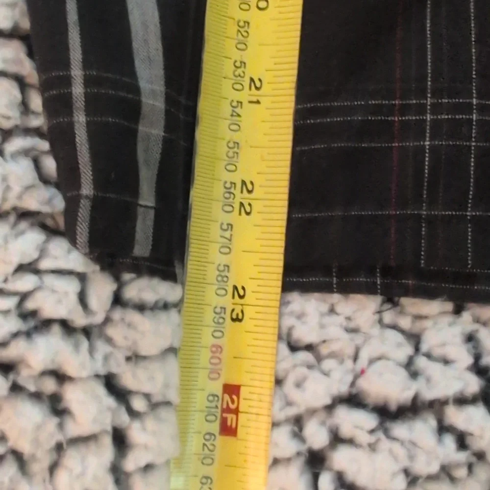 Ripzone | Black and Gray Plaid Men's Shorts - Picture 11 of 15